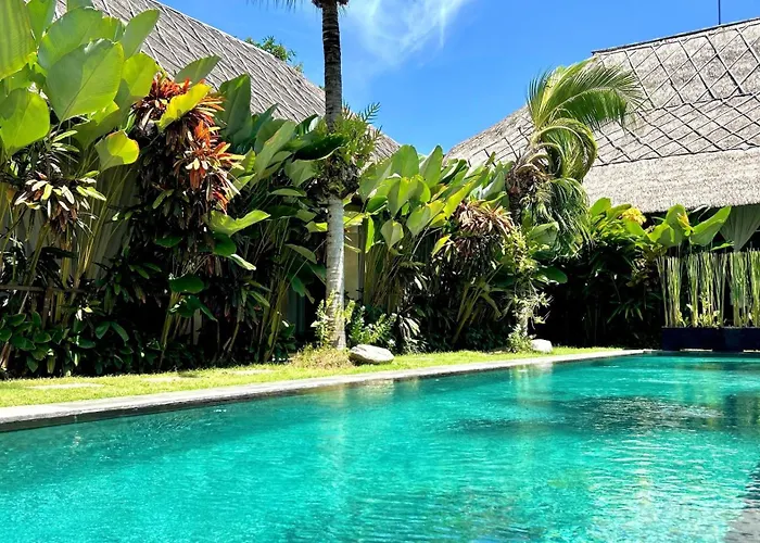 Karmagali Adults Only & Private Pool Family سانور