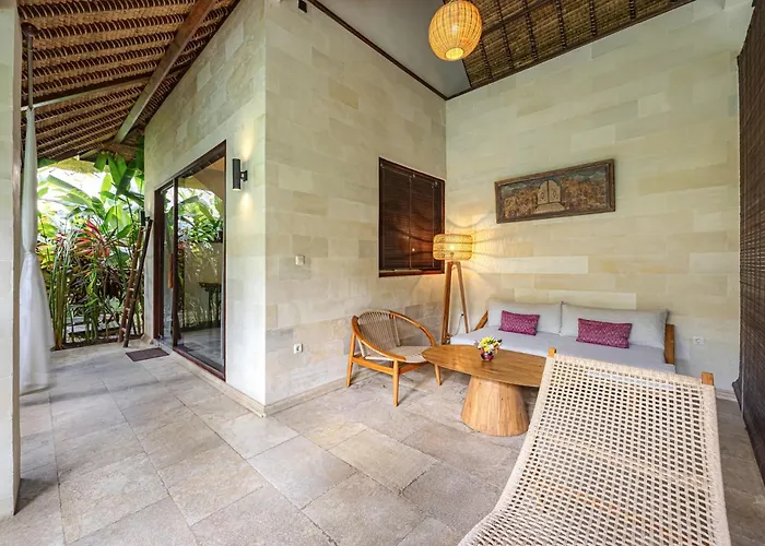 Karmagali Adults Only & Private Pool Family 4* サヌール